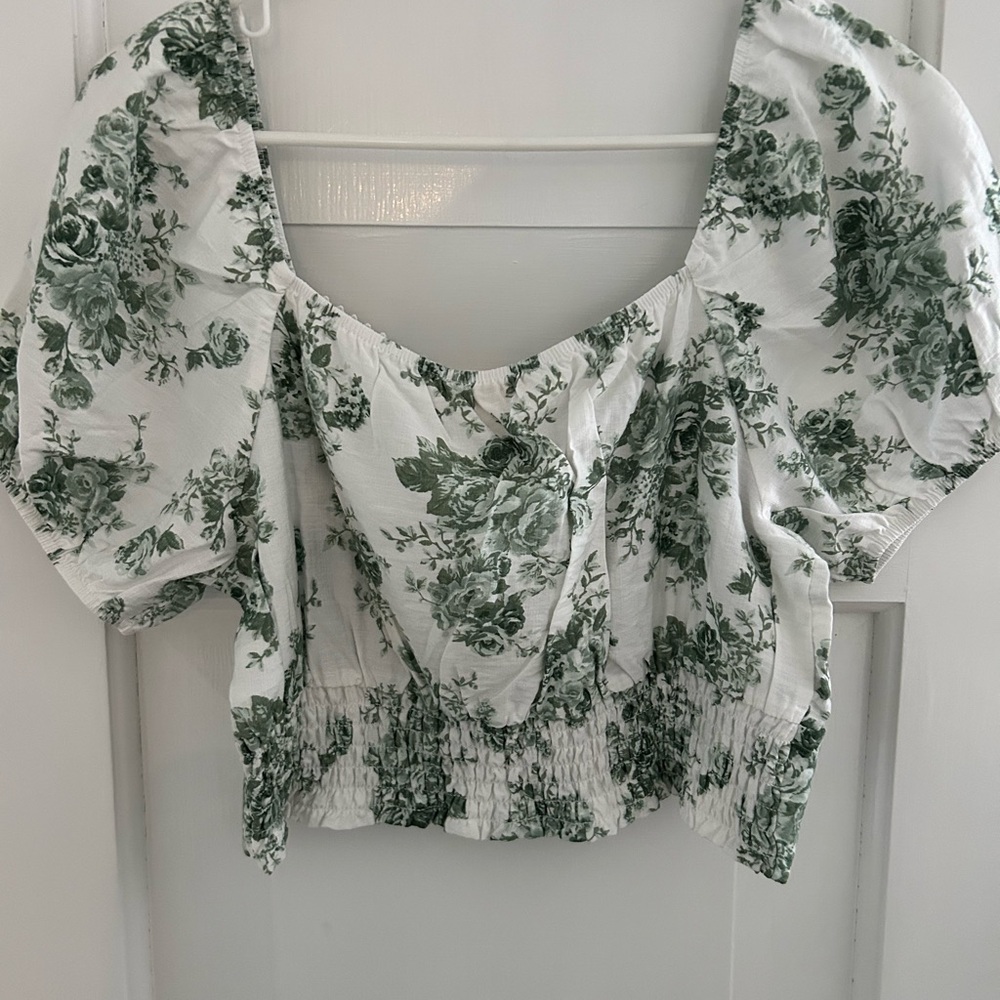 Romantic Peasant Boho Floral Crop Top NWT - Picture 7 of 12